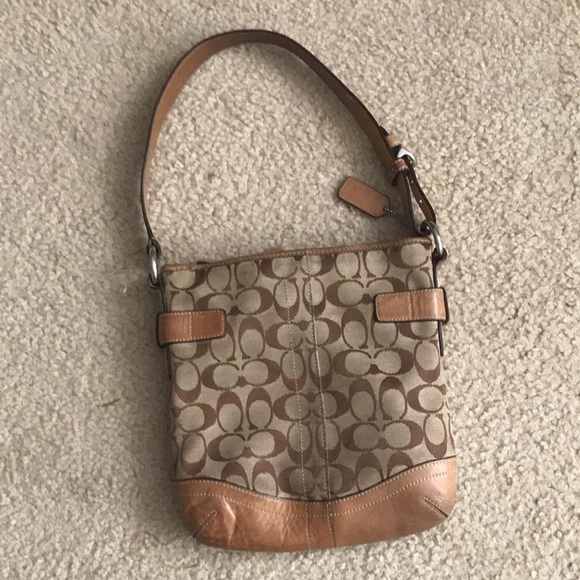 Coach signature slim shoulder bag 3577 - Picture 2 of 13